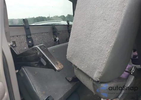 2002 GMC Sierra 1500 Sle z USA, uszkodzony, nr VIN 2GTEK19T121221780